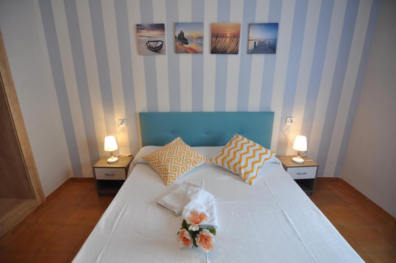 Rnet - Mt Apartaments Roses Dış mekan fotoğraf
